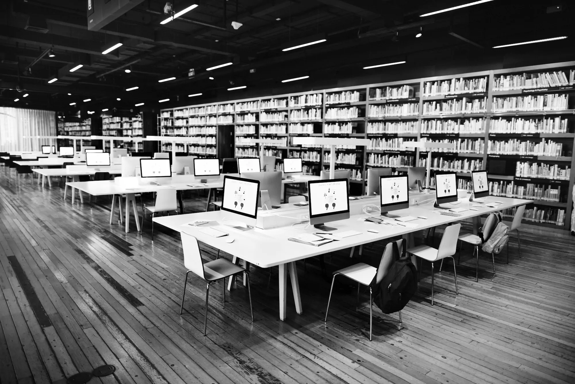 https://edutechhub.io/wp-content/uploads/2022/03/edutechhub-humanitatian-aid-for-education2.webp